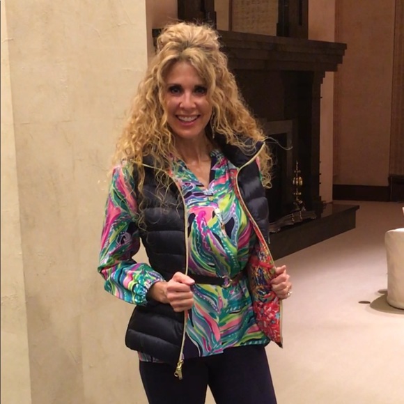 Lilly Pulitzer Allie packable navy vest - Picture 3 of 6